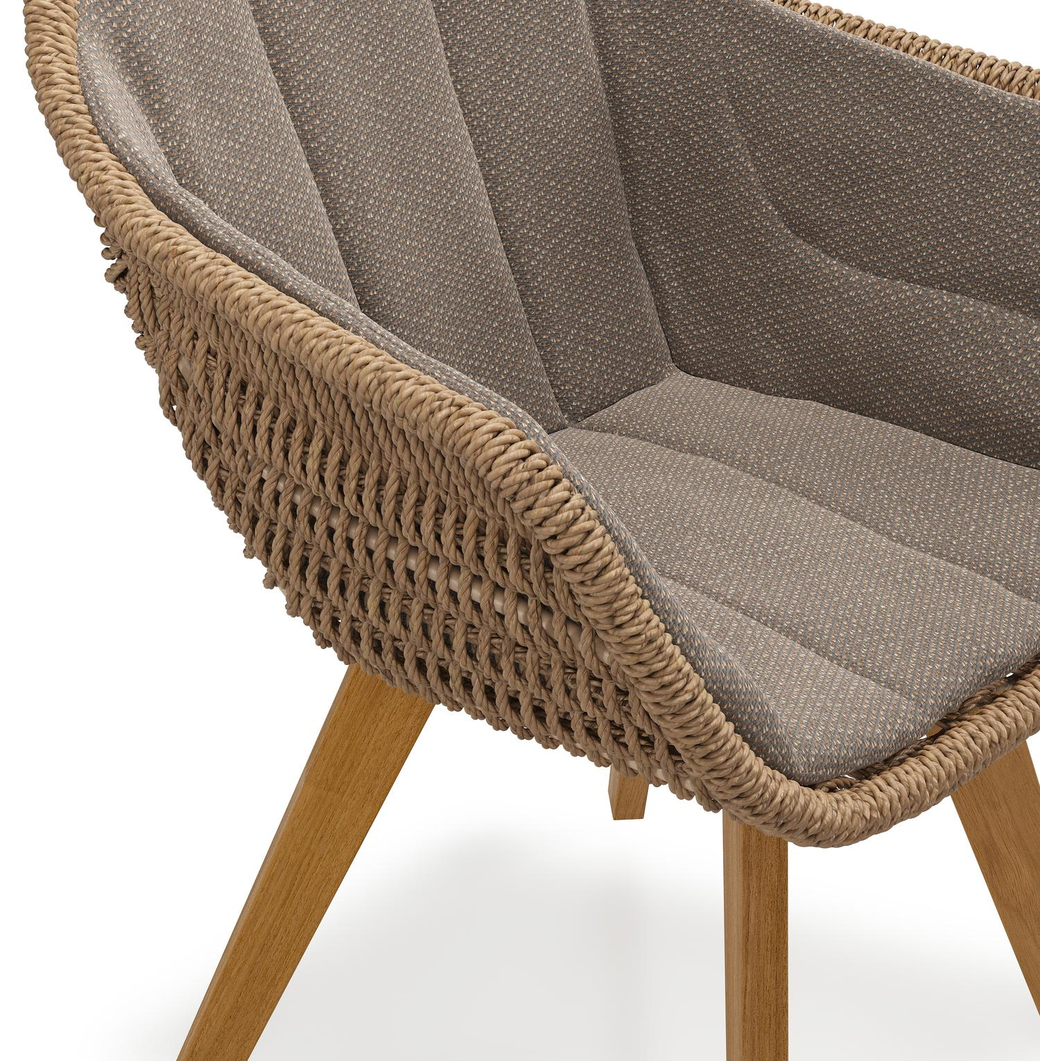 Pagino tuinstoel in teak en naturel wicker met kussen in lopi coconut all weather sunbrella® luxe