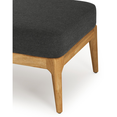 Orso poef in teak met Chartres Sooty all weather sunbrella® luxe kussen