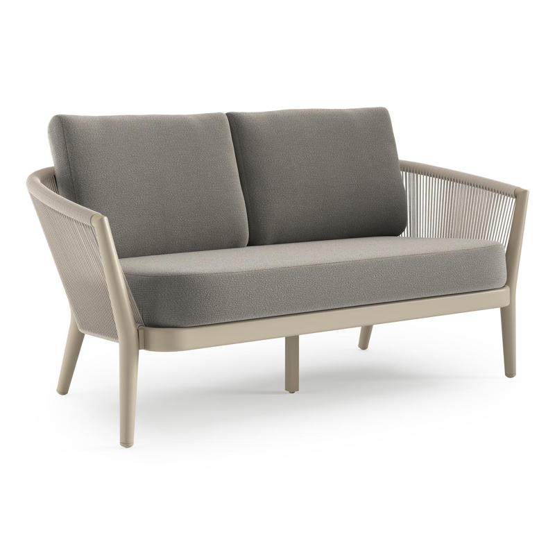 Orso loungebank in beige aluminium en beige verticaal geweven ronde rope met Lopi Silver all weather sunbrella® luxe kussen