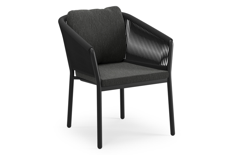 Gerona tuinstoel in zwart aluminium en zwart verticaal geweven ronde rope met kussen in Sky Black Weather+ Softtouch 