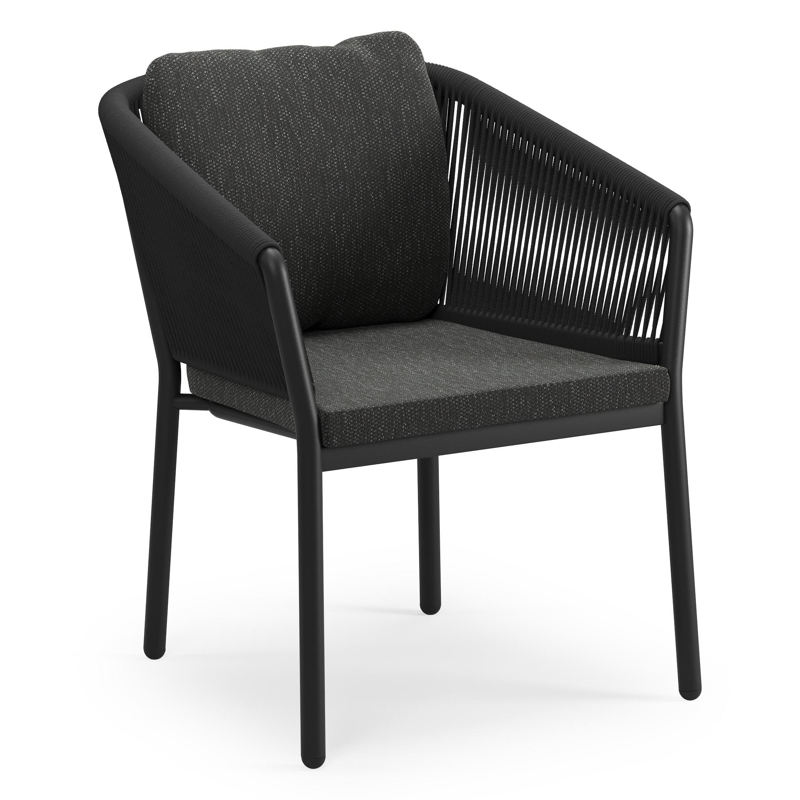 Gerona tuinstoel in zwart aluminium en zwart verticaal geweven ronde rope met kussen in Sky Black Weather+ Softtouch 