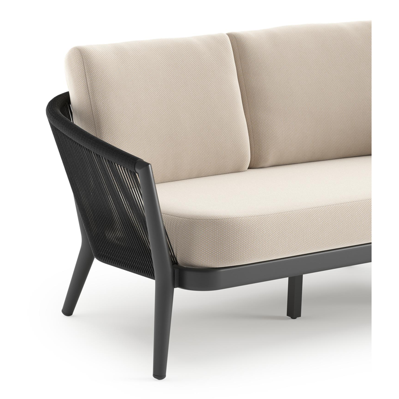 Orso loungebank in zwart aluminium en zwart verticaal geweven ronde rope met Lopi Antique all weather sunbrella® luxe kussen