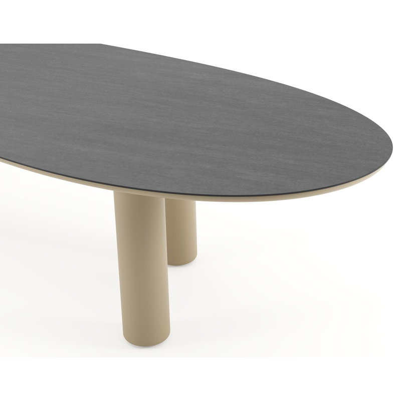 Amico tuintafel organisch in beige aluminium en volkeramiek Basalt Black - L 320 x B 120 x H 73.5 cm