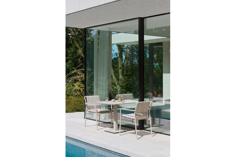 Bolito tuinstoel in beige aluminium