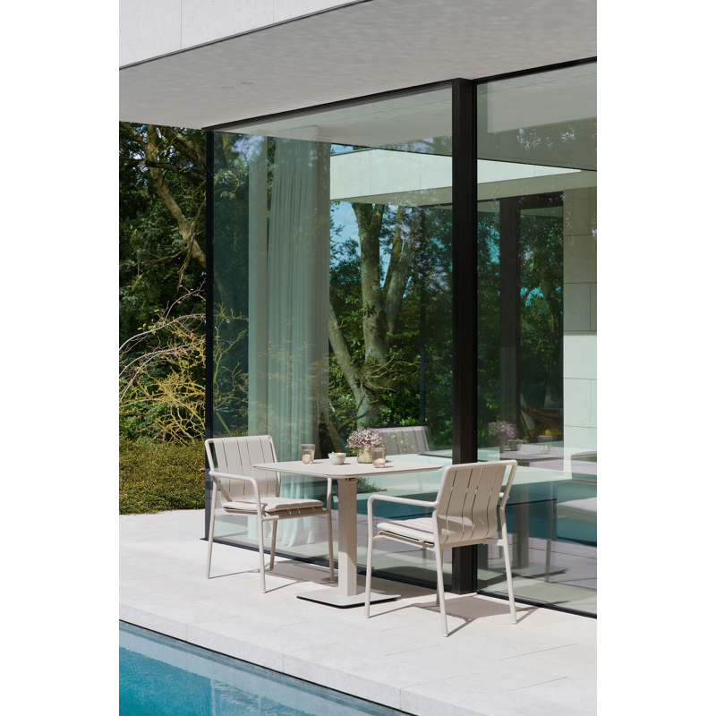 Fano inklapbare tuintafel afgerond vierkant in beige aluminium - L 80 x B 80 x H 73 cm