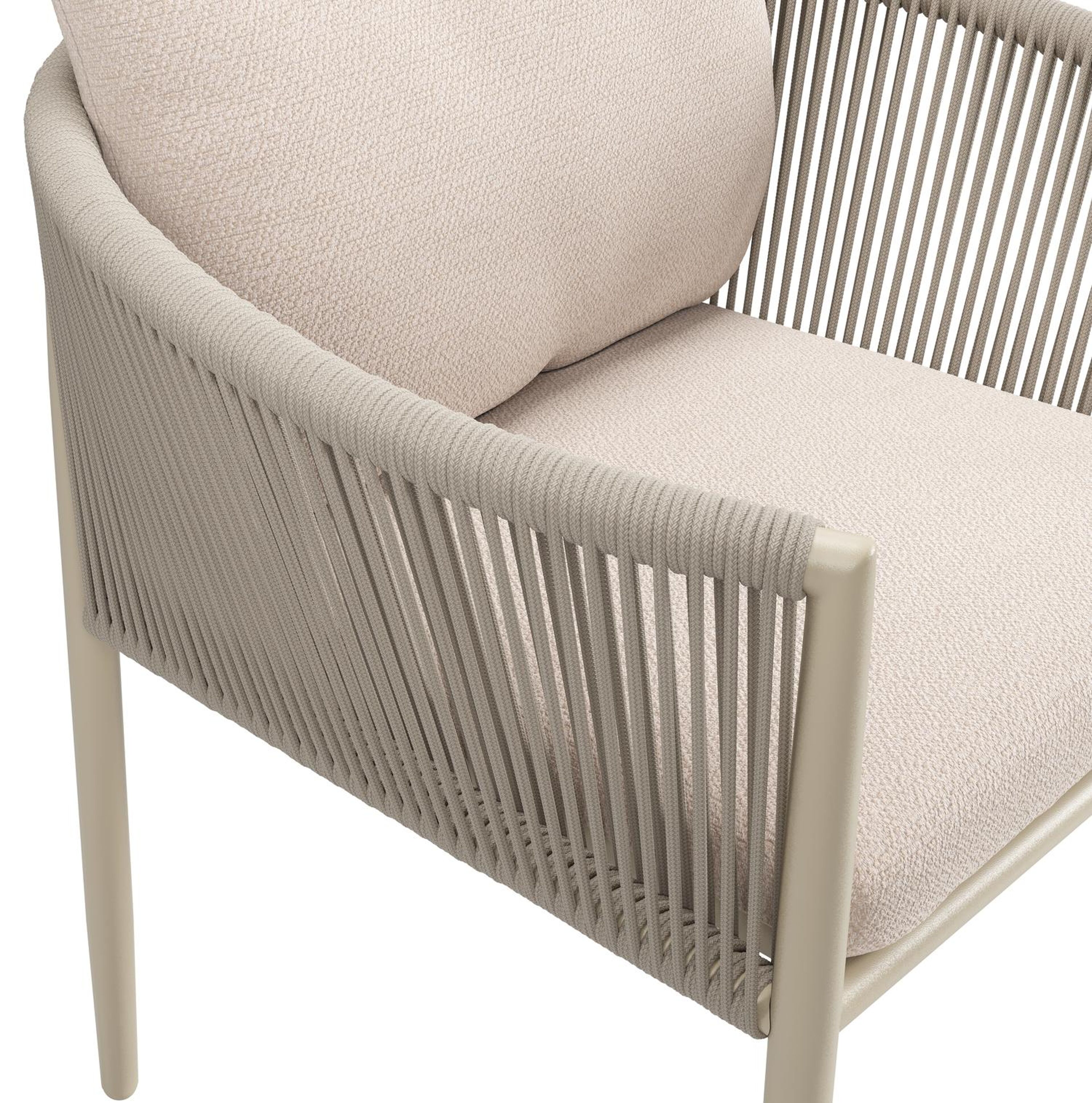 Chaise de jardin Organo en aluminium noir et corde ronde tissée verticalement beige avec coussin en All Weather Sunbrella® Luxe Wander Pilat