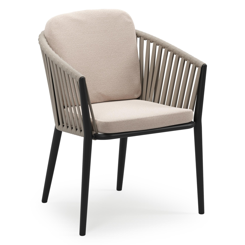 Orso stapelbare tuinstoel in zwart aluminium en beige verticaal geweven luxe vlakke brede rope met stoelkussen in All Weather Sunbrella® Luxe Wander Pilat