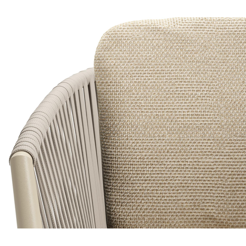Chaise de jardin Orso en aluminium beige et corde plate tissée verticalement beige avec coussin luxe en All Weather Cosytica Althea Camel