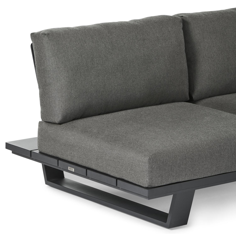 Pagino loungehoek in zwart aluminium met natte dark taupe all weather sunbrella® luxe kussens