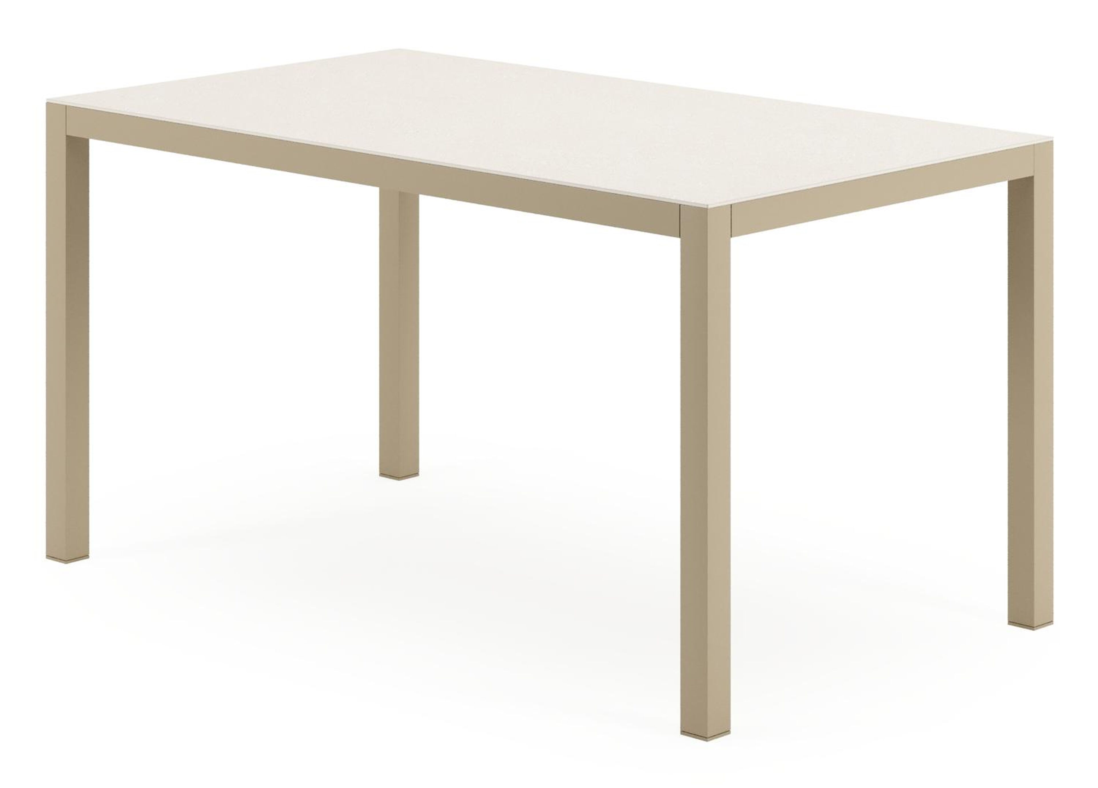 Feltro tuinset in beige aluminium en crema minerale sintered stone met 4 stapelbare Calobra tuinstoelen