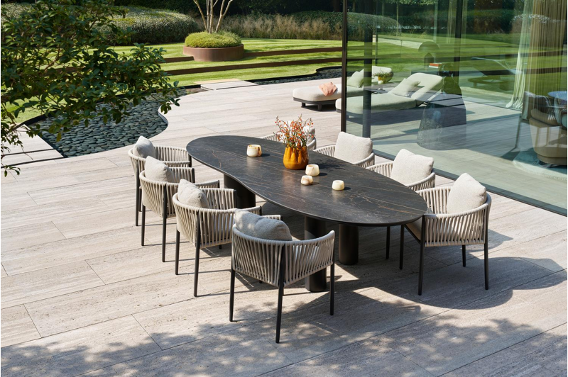 Organo tuintafel organisch in zwart aluminium en volkeramiek black obsession - L 320 x B 120 x H 74 cm