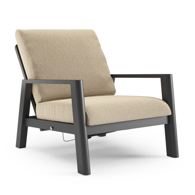Cirello loungestoel in zwart aluminium met althea camel all weather cosytica kussen