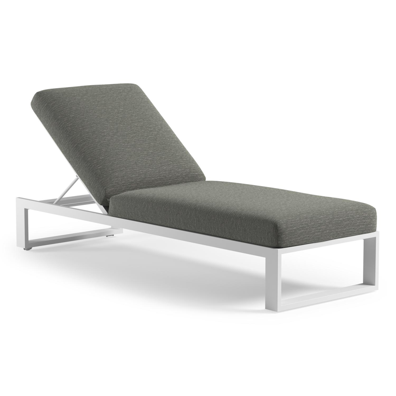 Verato verstelbaar ligbed in wit aluminium met slow fern all weather Sunbrella® luxe kussen
