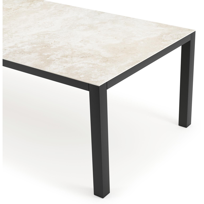 Como tuintafel rechthoekig in zwart aluminium en volkeramiek Rapolano L 280 x B 110 cm