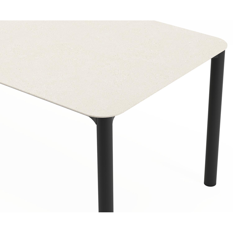 Mira tuintafel rechthoekig afgerond in zwart aluminium en sintered stone Crema minerale - L 220 x B 92 x H 74 cm