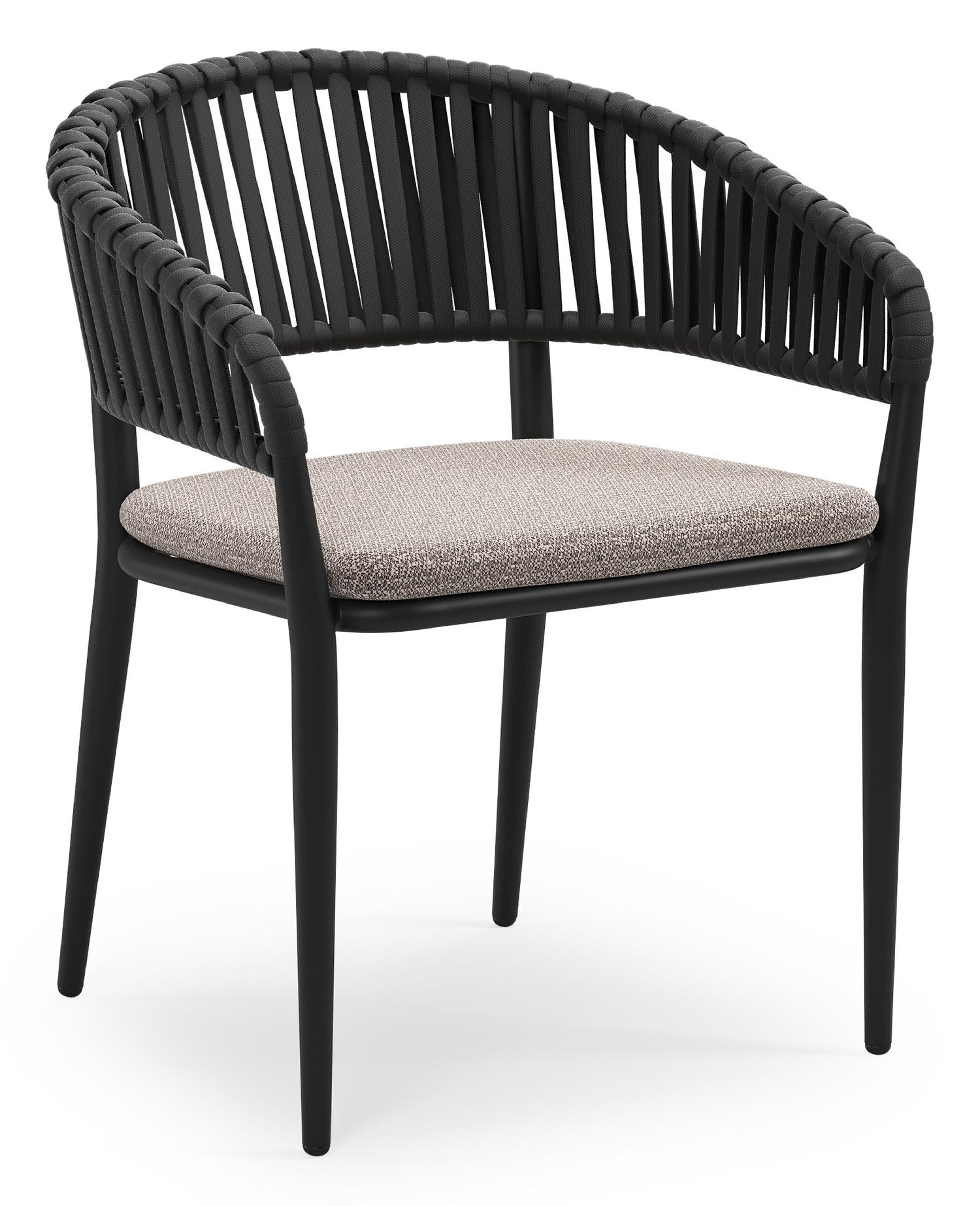 Tolfa stapelbare tuinstoel in zwart aluminium en zwart verticaal geweven luxe vlakke brede rope met stoelkussen in All Weather Sunbrella® Luxe Wander Granite