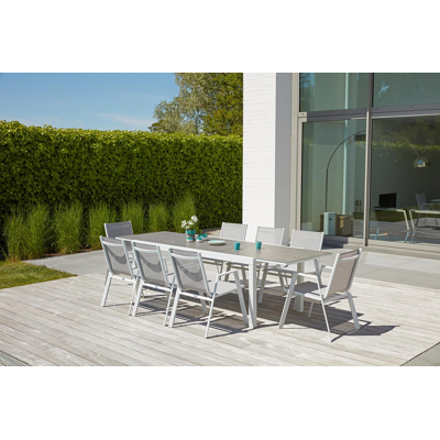 Oviedo tuinset met verlengbare tafel in wit aluminium en grijs keramische print tafelblad met 8 stapelbare Oviedo tuinstoelen