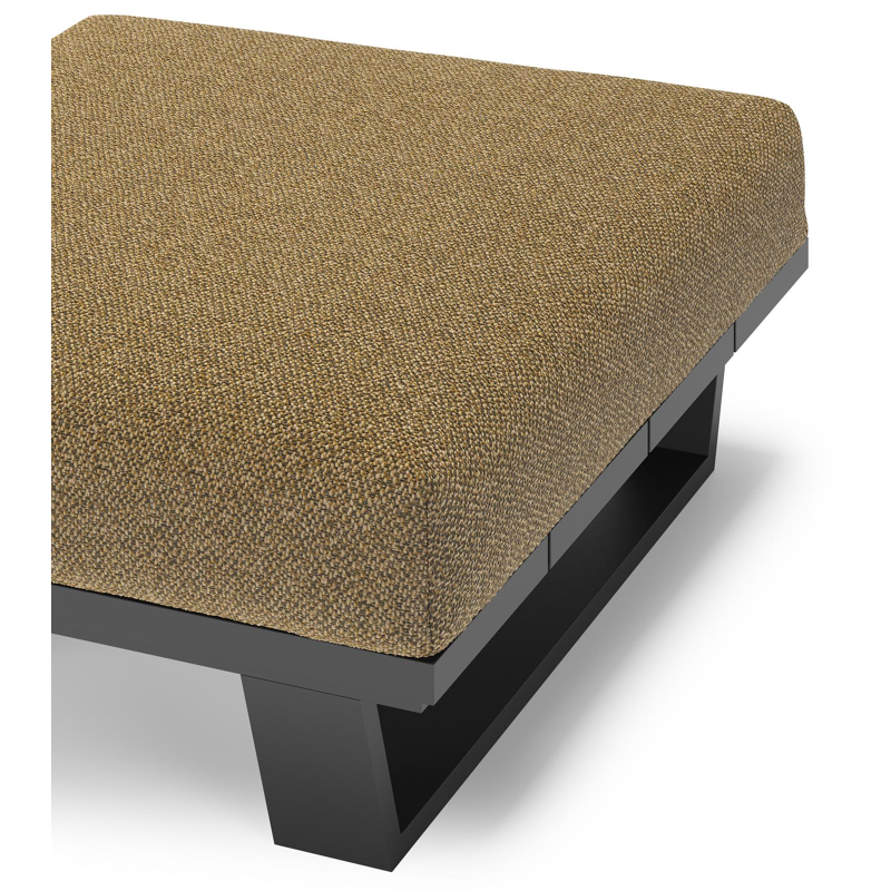 Pouf Pagino en aluminium noir et coussins en all weather cosytica madagascar walnut