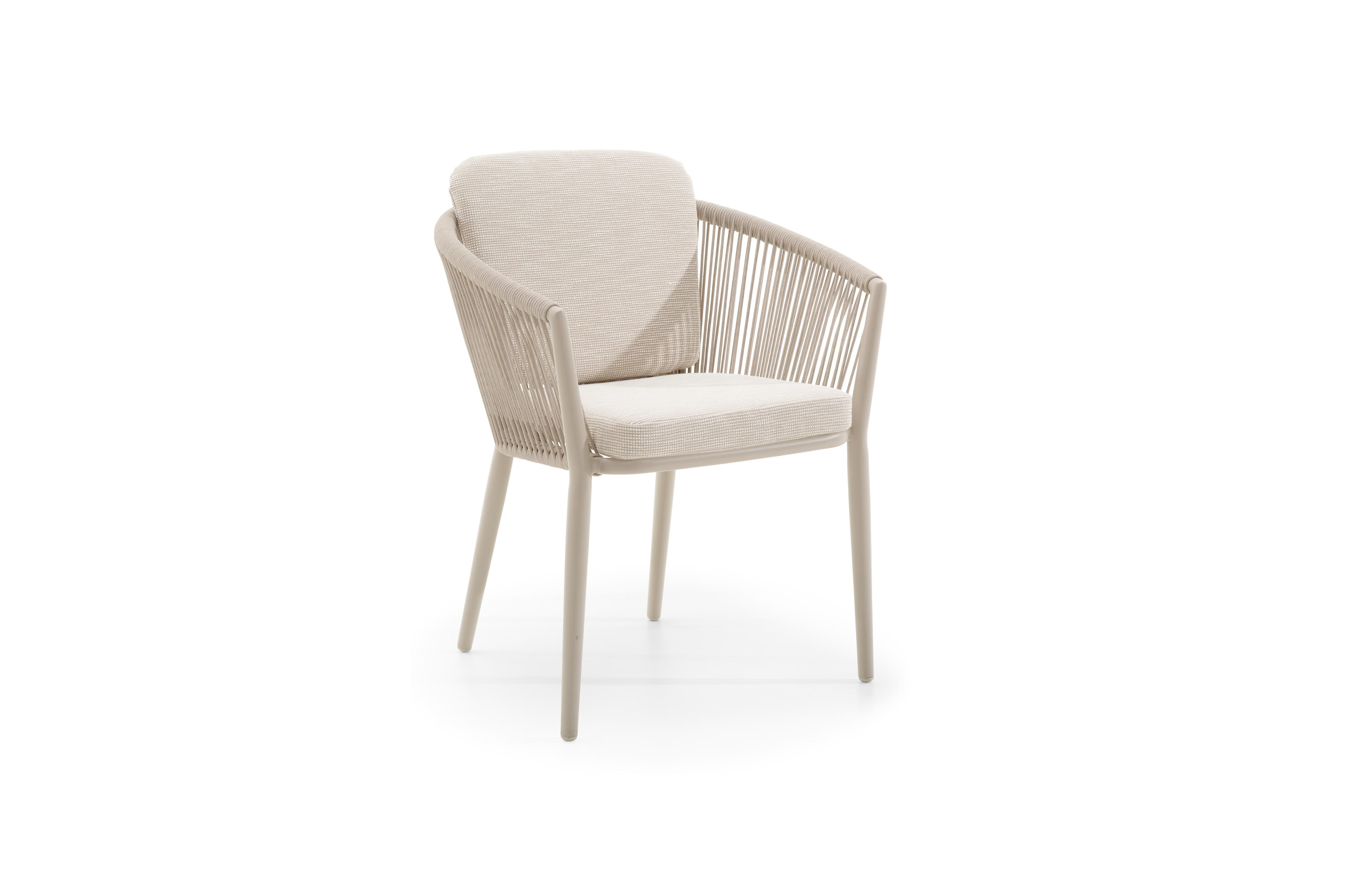 Chaise de jardin empilable Orso en aluminium beige et corde ronde tissée verticallement beige avec coussin en All Weather Sunbrella® Luxe Slow Farafra