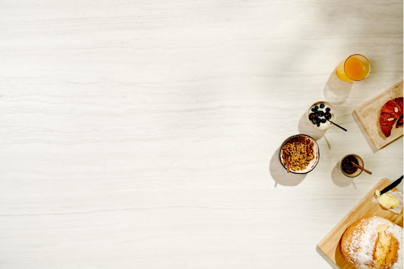 Orso tuintafel bootvorm in wit aluminium en volkeramiek calista - L 315 x B 115 x H 73.5 cm