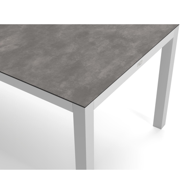 Toma tuinset in wit aluminium en grijs keramische print tafelblad met 8 stapelbare Bahia tuinstoelen