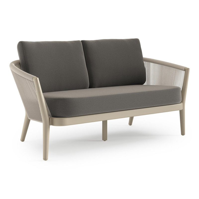 Orso loungebank in beige aluminium en beige verticaal geweven ronde rope met Natte Dark Taupe all weather sunbrella® luxe kussen