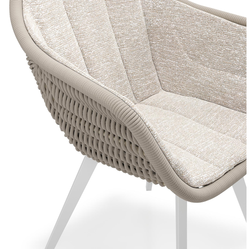 Pagino tuinstoel in wit aluminium en beige verticaal geweven ronde rope met zitkussen in All Weather Sunbrella® Luxe Tundra Sand