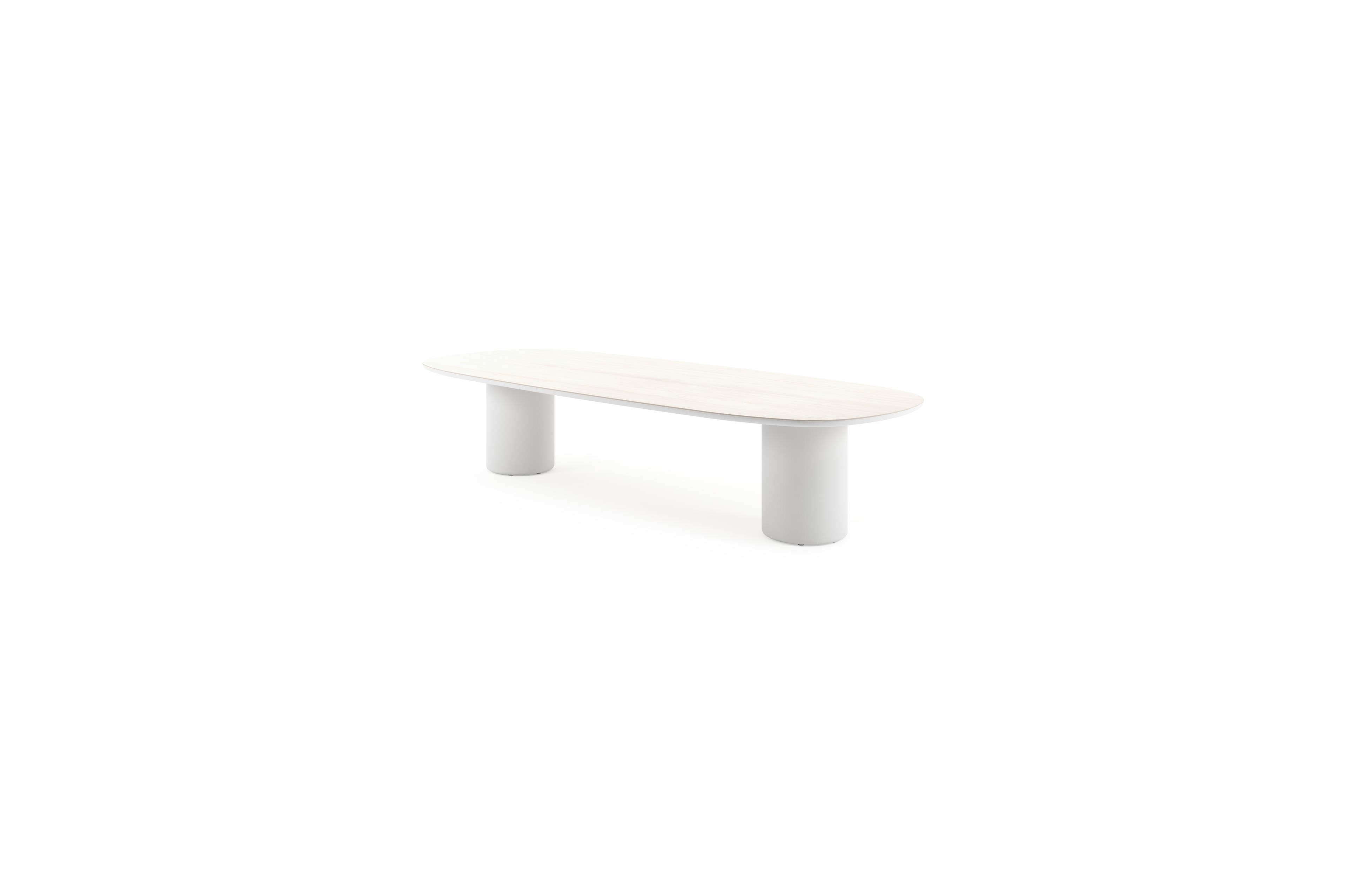 Amico low dining tuintafel bombo in wit aluminium en volkeramiek Travertino Bianco - L 320 x B 130 x H 61 cm