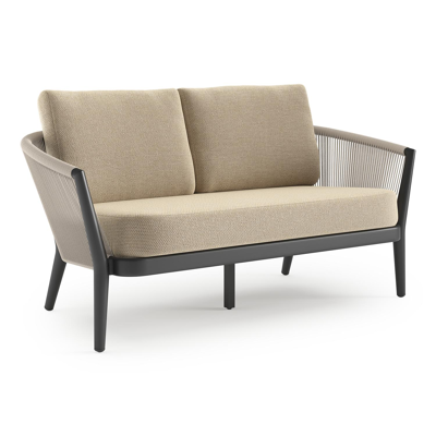 Canapé de jardin Orso en aluminium noir en corde ronde tissée verticalement beige et coussins en all weather cosytica Althea Camel