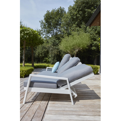 Veneto loungezetel met verstelbare rugleuning 3-zit in wit aluminium met grijs weather+ softtouch kussen