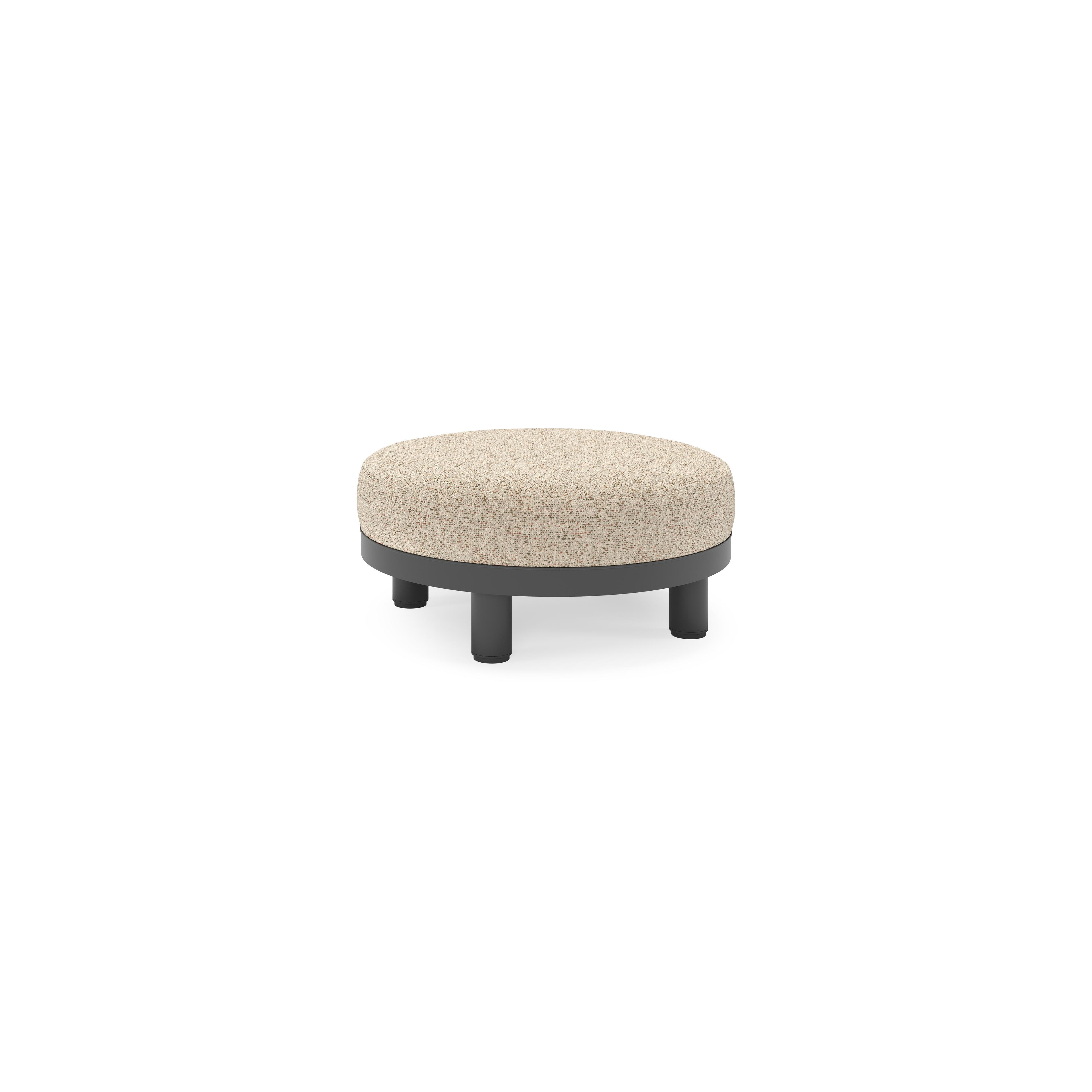 Donato lounge poef in zwart aluminium met All Weather Cosytica Bora Jungle kussen