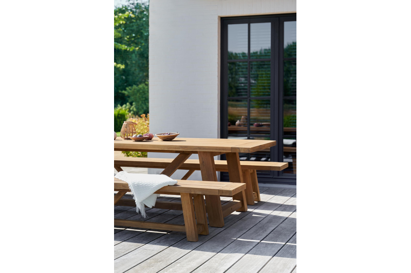 Beauville tuintafel in gerecycleerde teak - L 330 x B 100 x H 76 cm