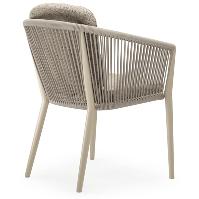 Orso tuinstoel in beige aluminium en beige verticaal geweven ronde rope met luxe zitkussen in All Weather Cosytica Bora Jungle
