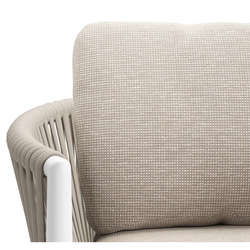 Organo tuinstoel in wit aluminium en beige verticaal geweven luxe vlakke rope met zitkussen in All Weather Sunbrella® Luxe Slow Farafra