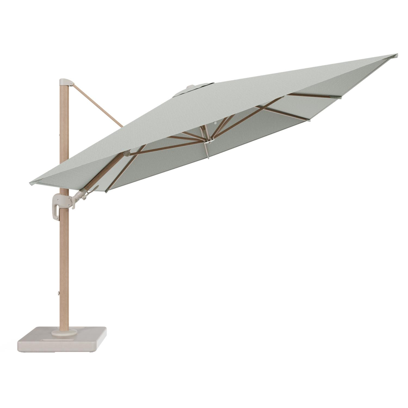Rufina zweefparasol tiltfunctie in houtlook aluminium en parasoldoek in All Weather Sunbrella® Luxe Slow Spirea - L1 400 x L2 300 cm met parasolvoet Lapido 160 kg