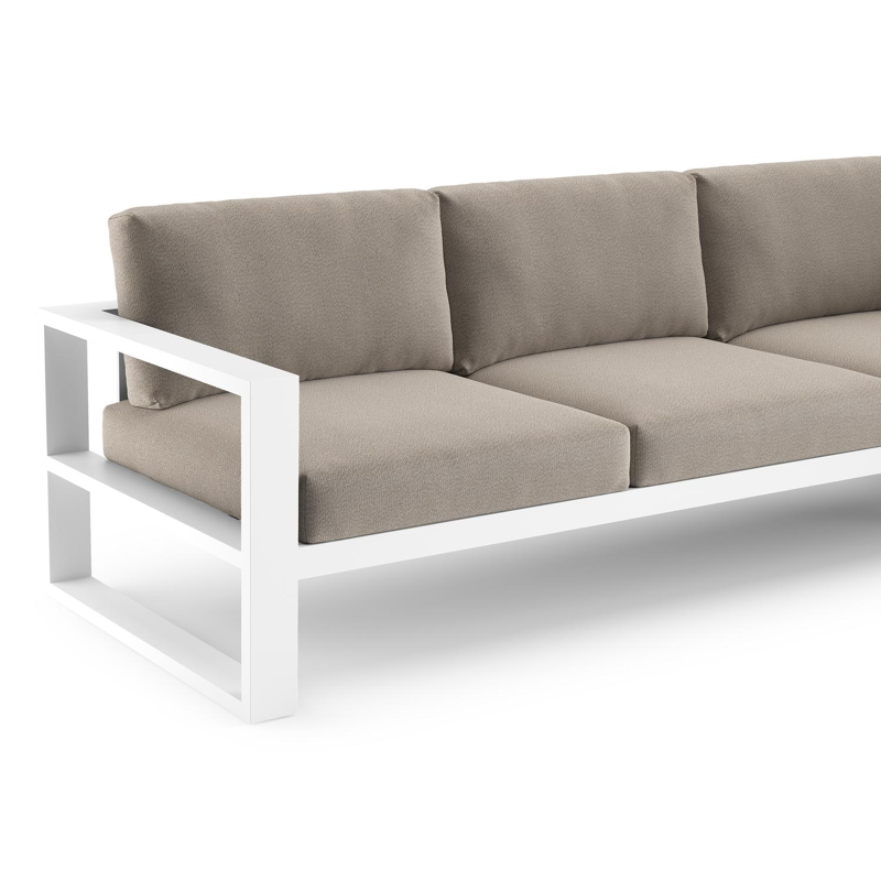 Verato loungehoek in wit aluminium met savane coconut all weather sunbrella® luxe kussen