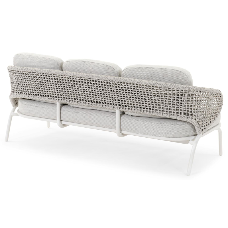 Donato loungeset in wit aluminium en wicker met savane whisper All Weather Sunbrella® Luxe kussens