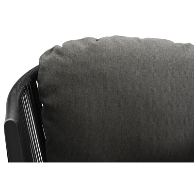 Nano tuinstoel in zwart aluminium en zwart verticaal geweven rope met kussen in natte dark taupe all weather sunbrella® luxe