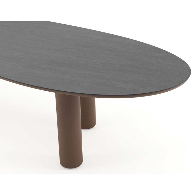 Table de jardin Amico organique en taupe aluminium et céramique pleine Basalt Black - Lg. 320 x Lrg. 120 x Haut. 73.5 cm