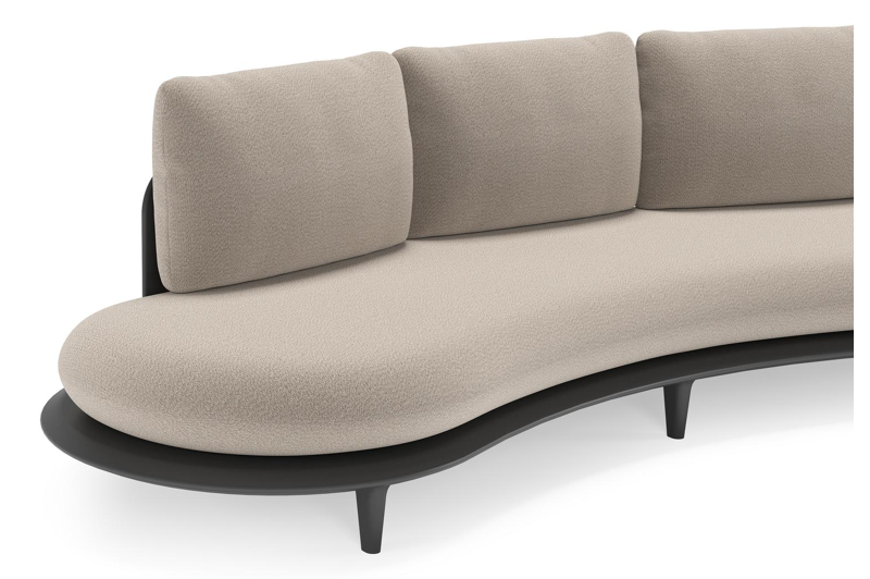 Bomero loungebank in zwart aluminium met savane coconut all weather sunbrella® luxe kussen