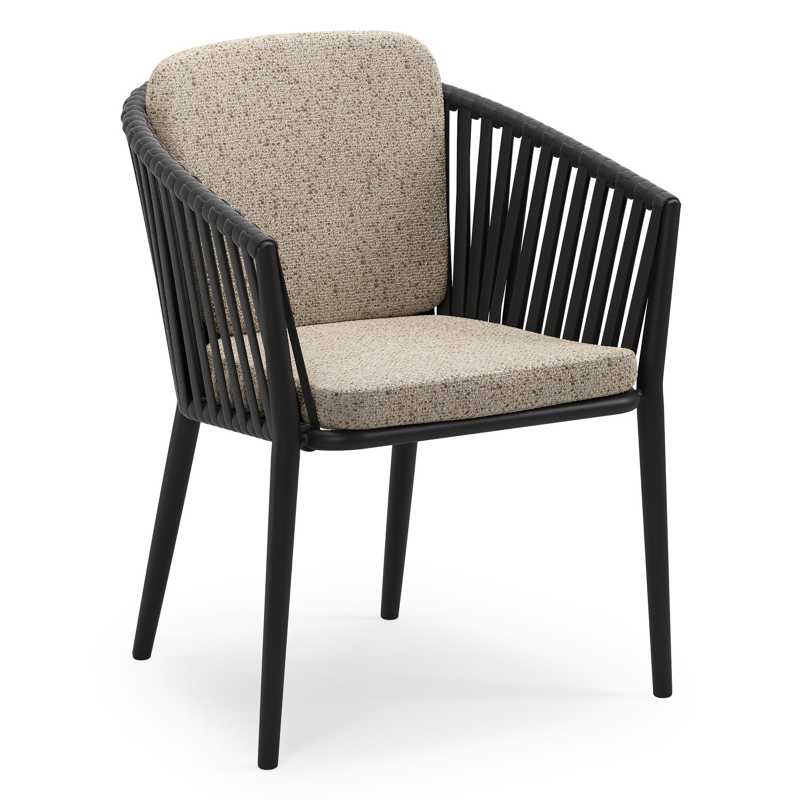 Orso stapelbare tuinstoel in zwart aluminium en zwart verticaal geweven luxe vlakke brede rope met stoelkussen in All Weather Cosytica Bora Jungle