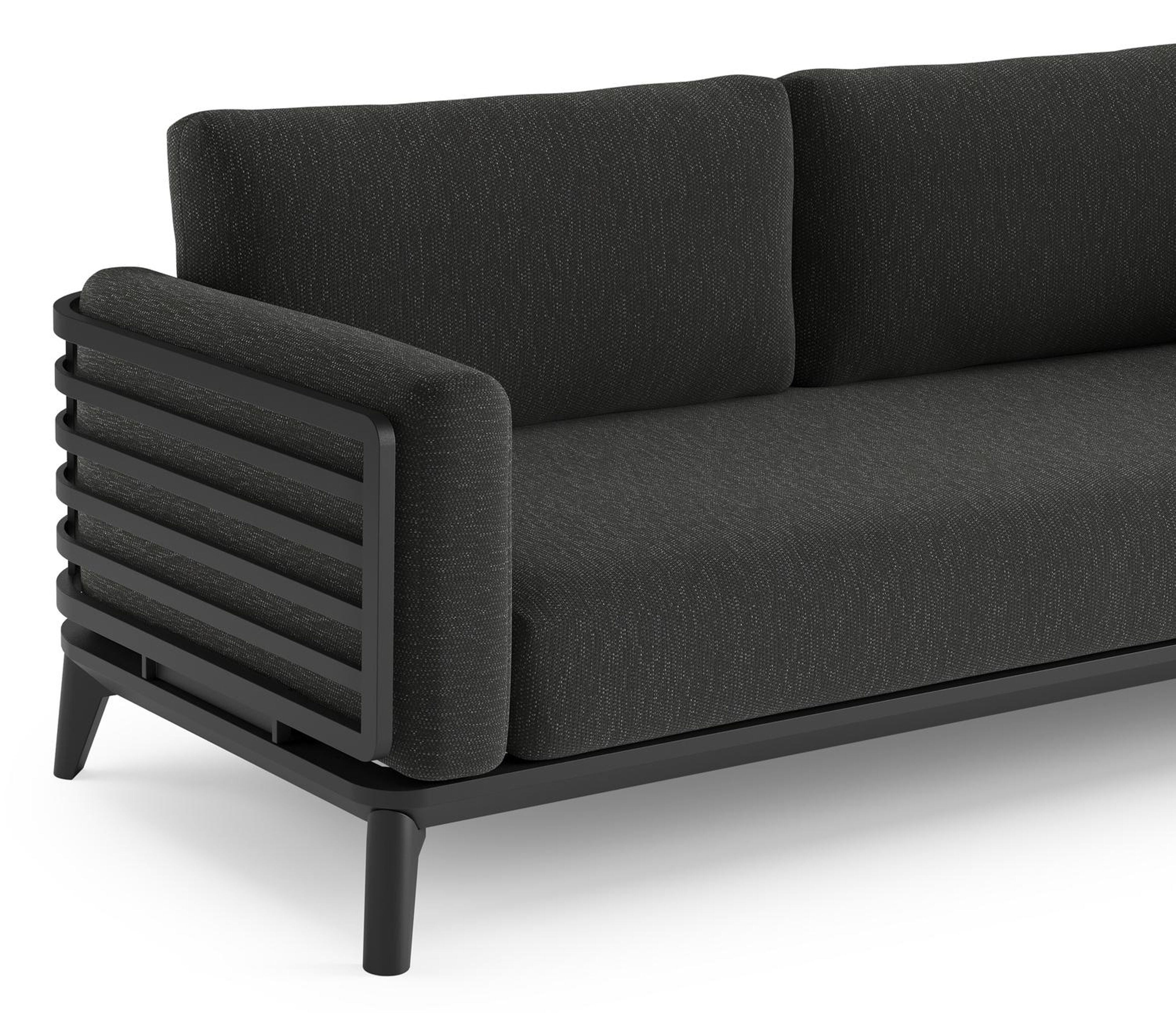 Salon de jardin Mosa en aluminium noir et coussins en weather+ softtouch sky black et table basse