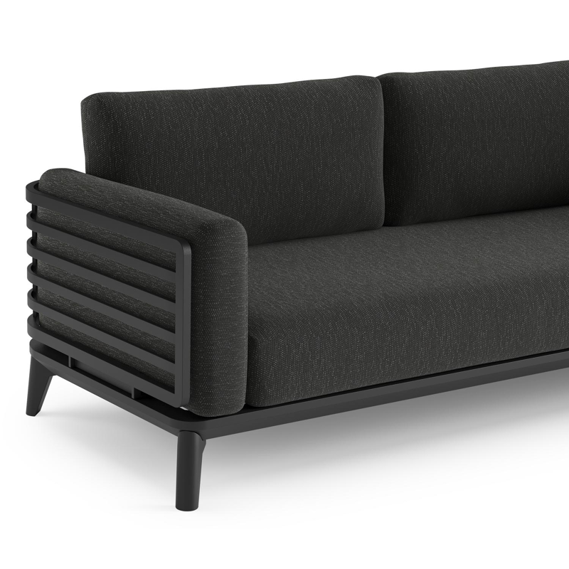Salon de jardin Mosa en aluminium noir et coussins en weather+ softtouch sky black et table basse