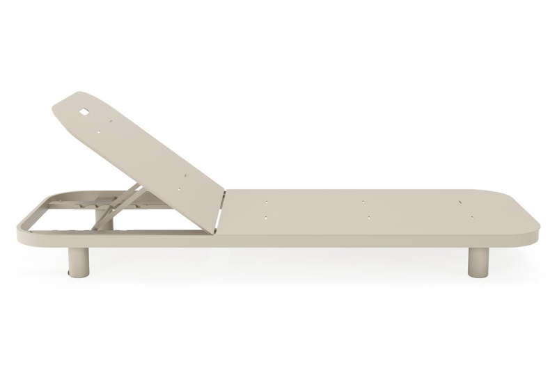 Donato verstelbaar ligbed in beige aluminium met All Weather Sunbrella® luxe lopi marble kussen