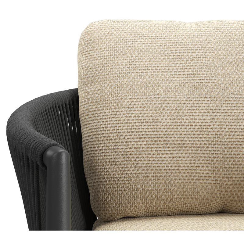 Organo tuinstoel in beige aluminium en beige verticaal geweven ronde rope met stoelkussen in All Weather Cosytica Althea Camel