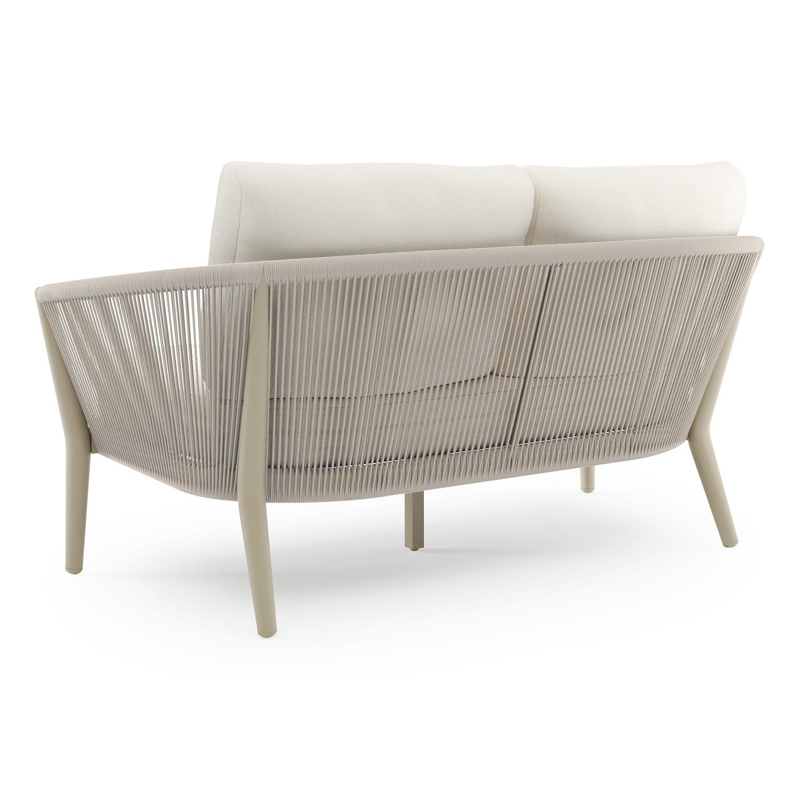 Orso loungebank in beige aluminium en beige verticaal geweven ronde rope met Natte White all weather sunbrella® luxe kussen