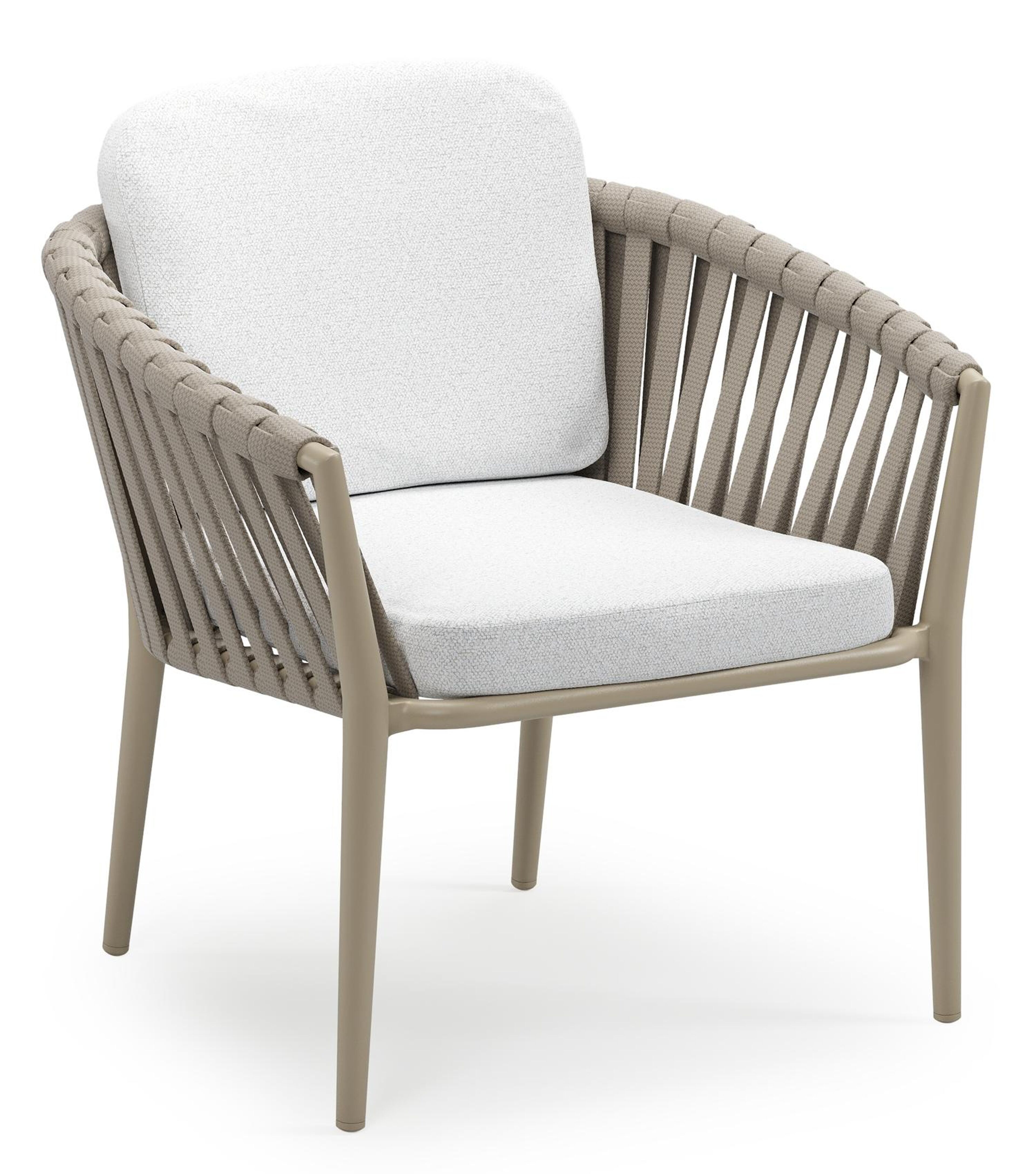 Orso low dining tuinstoel in beige aluminium en beige verticaal geweven luxe vlakke brede rope met stoelkussen in All Weather Solica Ego Birch