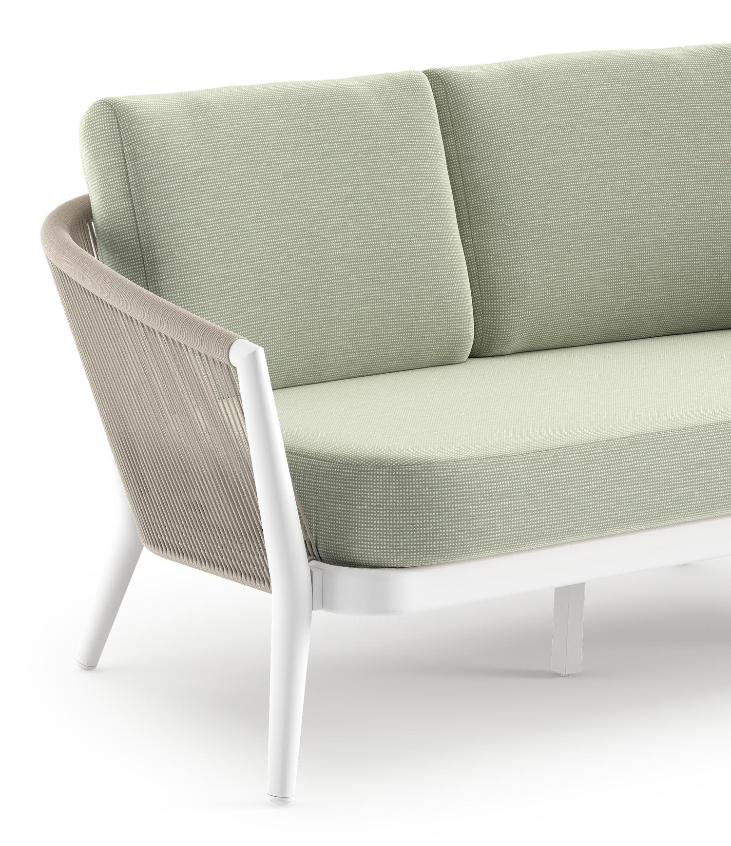 Orso loungebank in wit aluminium en beige verticaal geweven ronde rope met Slow Spirea all weather sunbrella® luxe kussen