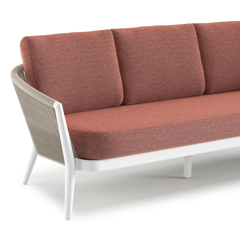 Orso loungebank in wit aluminium en beige verticaal geweven ronde rope met Slow Alezan all weather sunbrella® luxe kussen