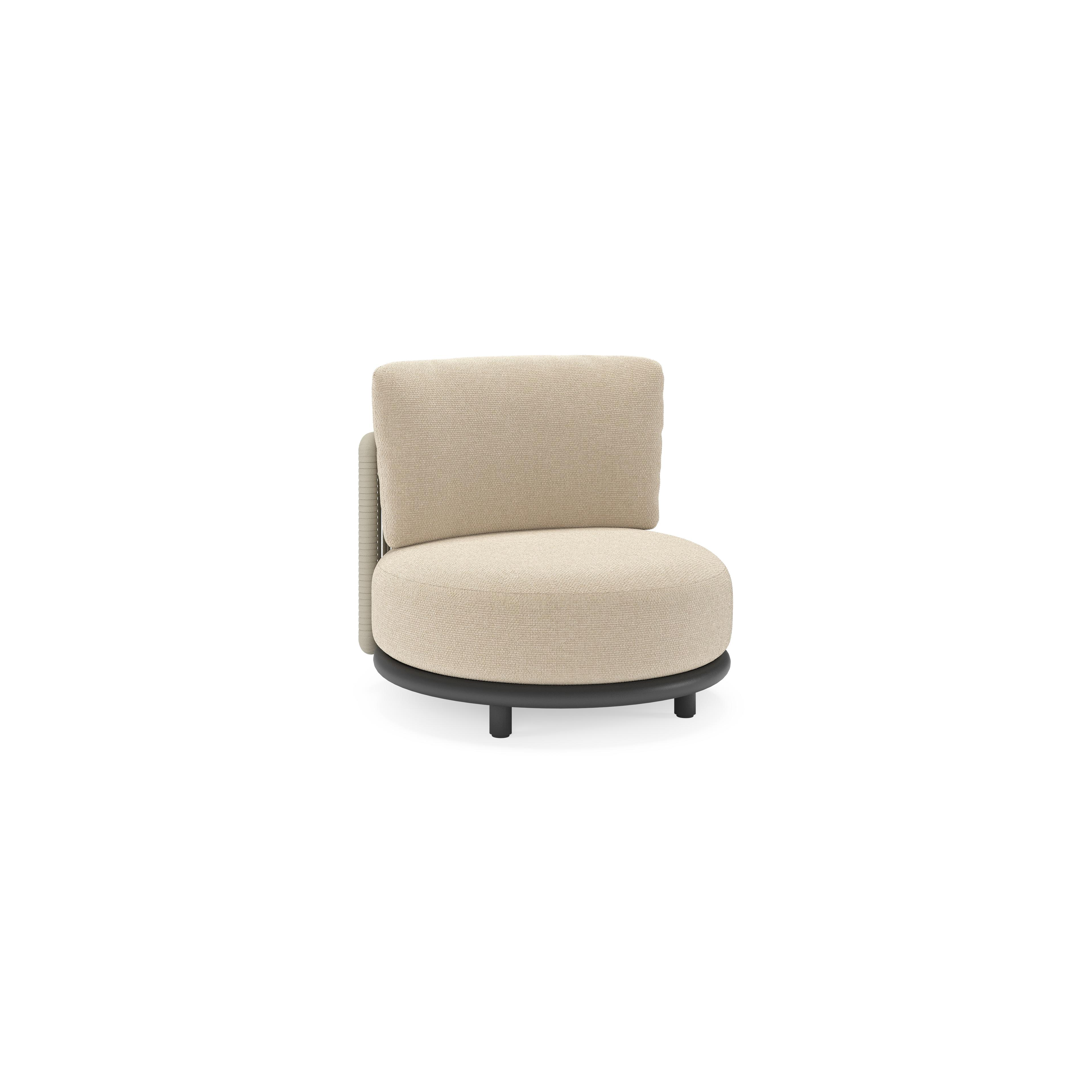Fauteuil de jardin Lomano en aluminium noir et corde luxe plate tissée verticalement beige et coussins en all weather cosytica Althea Chalk